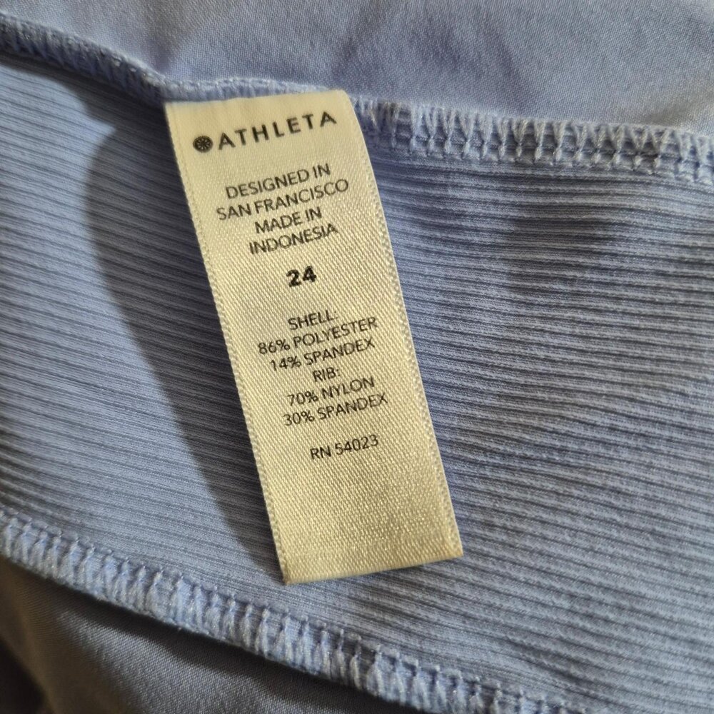 Athleta Womans Brooklyn Shorts Size 24 Blue Periwinkle Athletic Athleisure - Picture 6 of 7